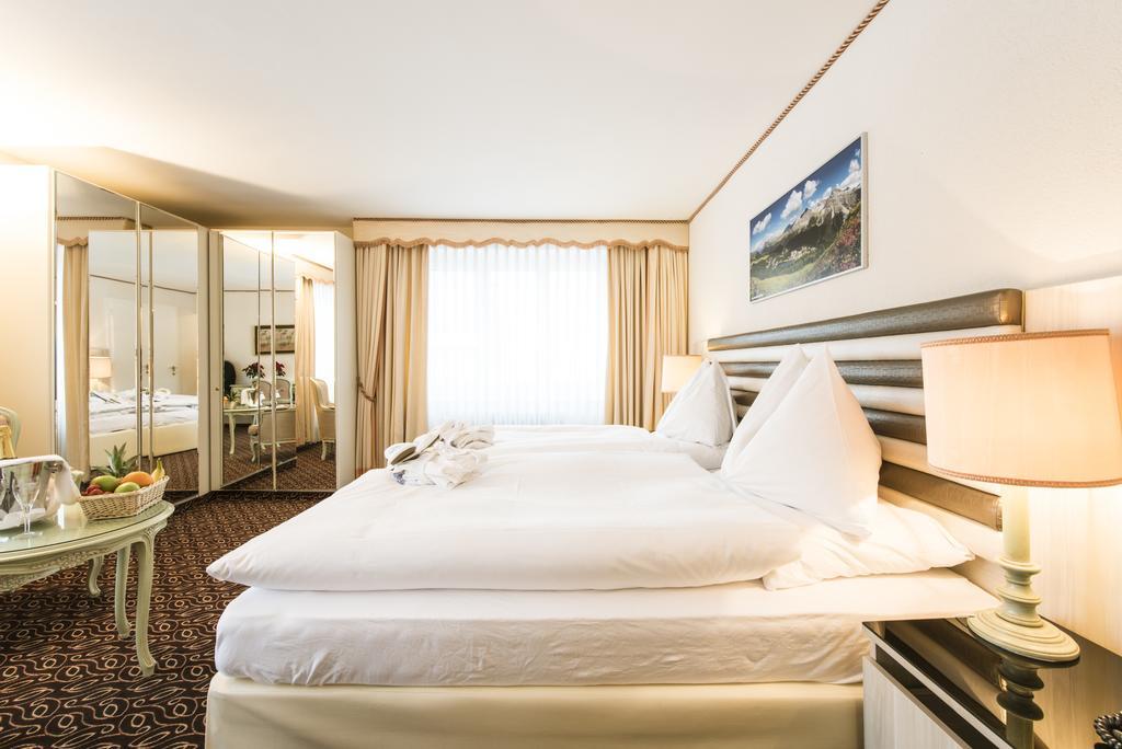 Posthotel Holiday Villa Arosa Luaran gambar