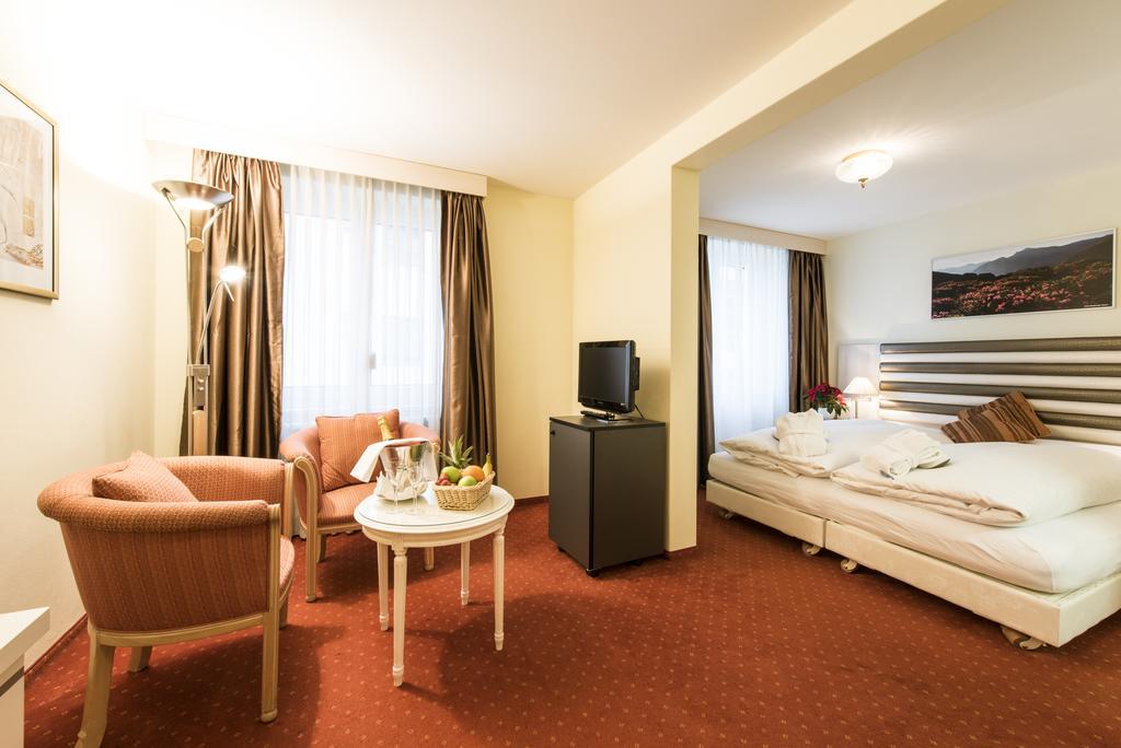 Posthotel Holiday Villa Arosa Luaran gambar