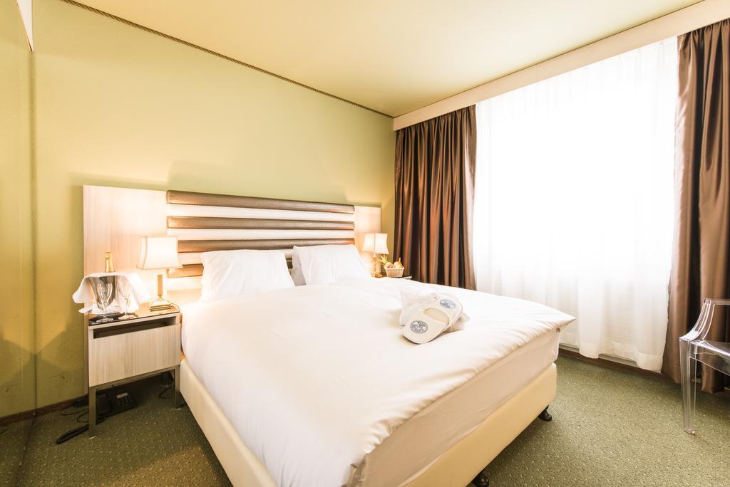 Posthotel Holiday Villa Arosa Luaran gambar